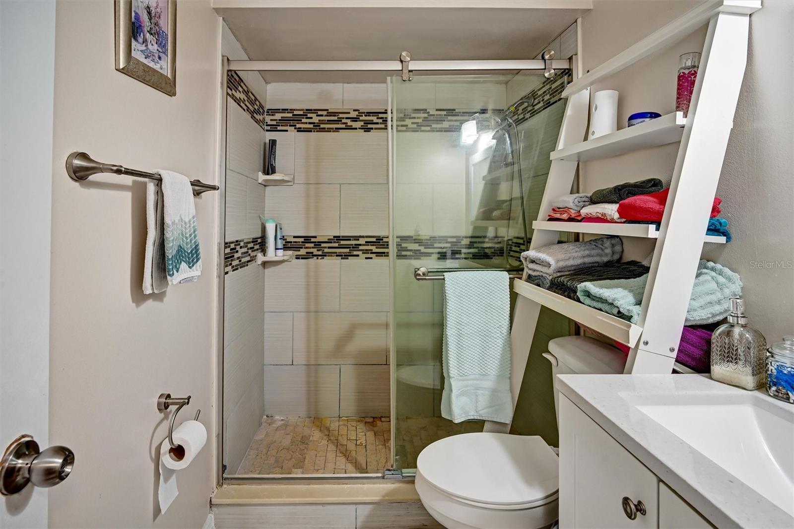 PINE ISLAND VILLAS AT BVL - Residential