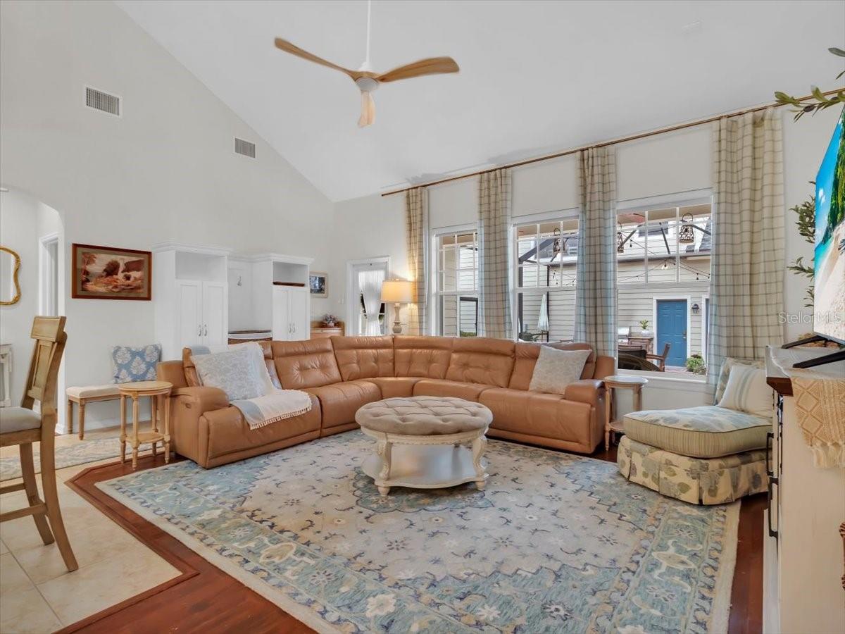 FISHHAWK RANCH TOWNCENTER PHAS - Residential
