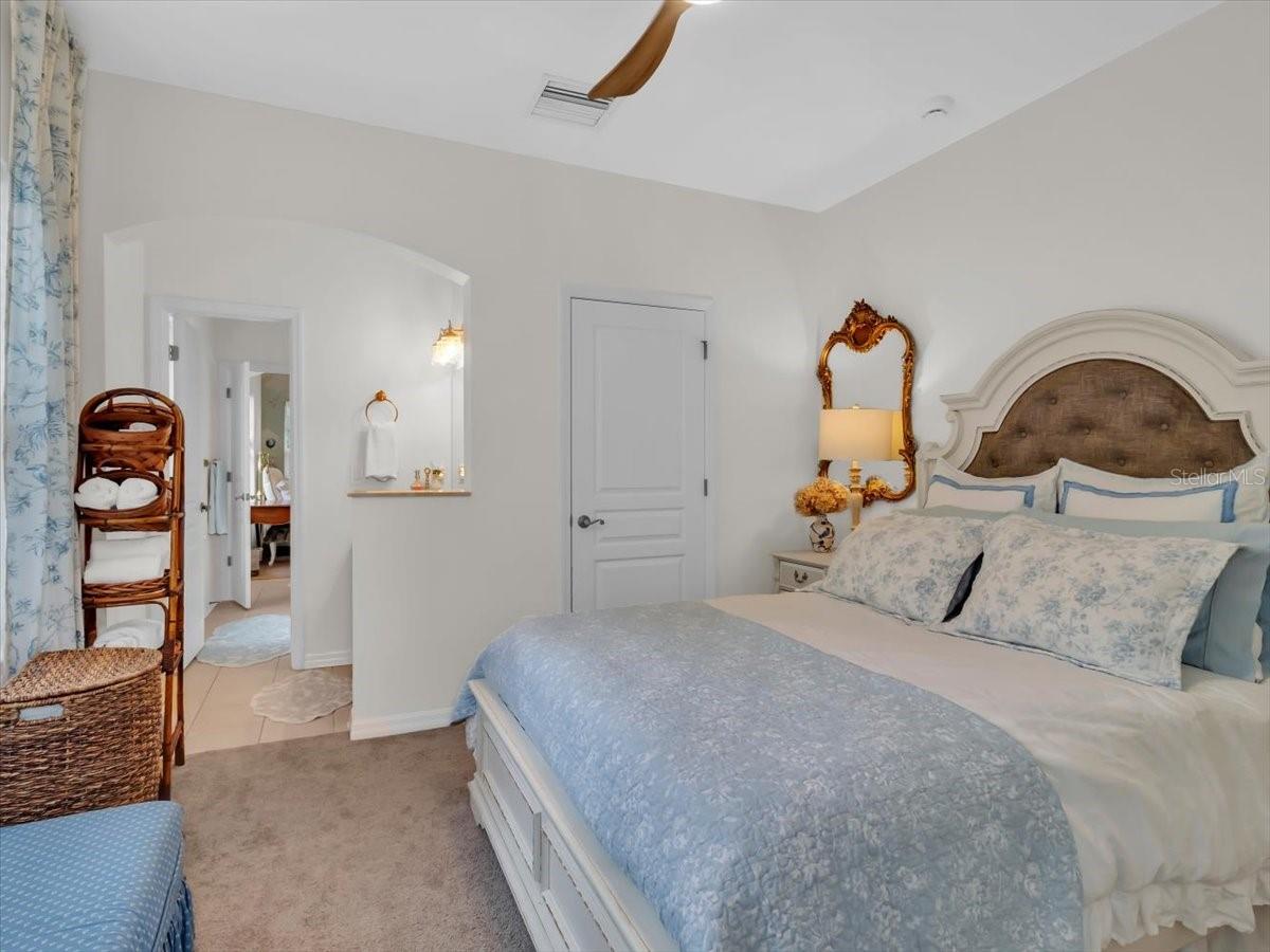 FISHHAWK RANCH TOWNCENTER PHAS - Residential