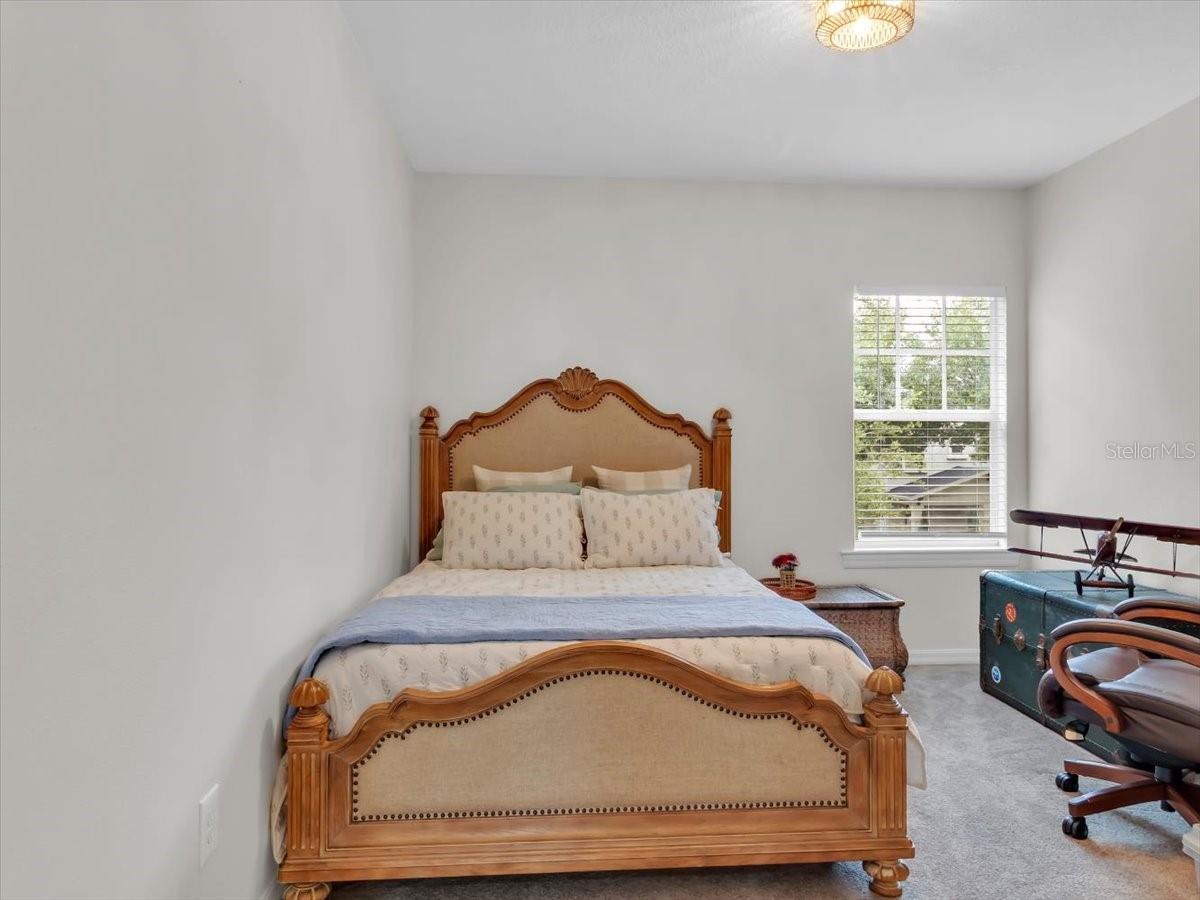 FISHHAWK RANCH TOWNCENTER PHAS - Residential