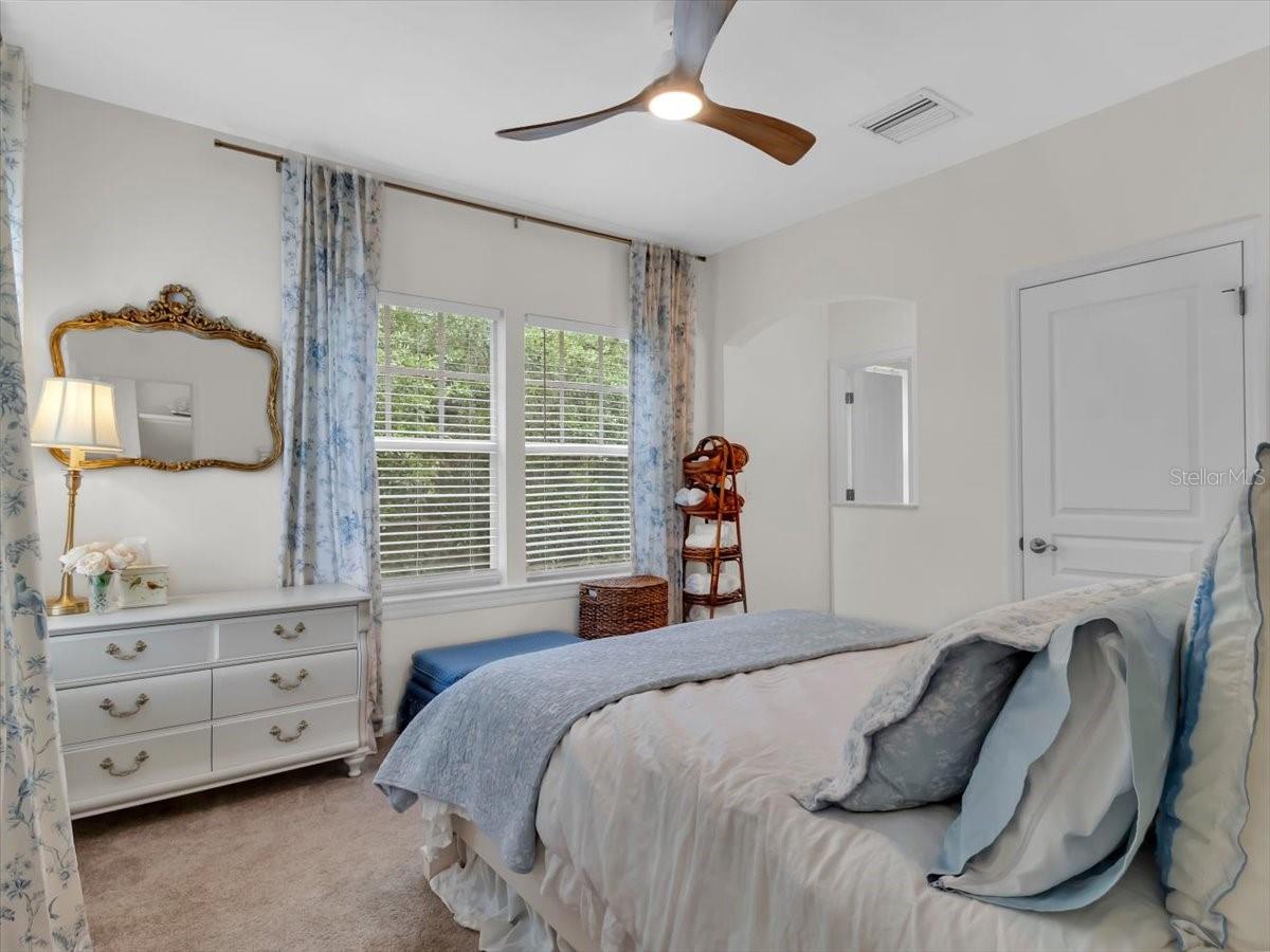 FISHHAWK RANCH TOWNCENTER PHAS - Residential