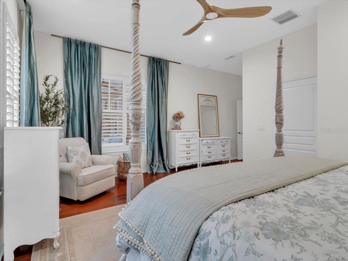 FISHHAWK RANCH TOWNCENTER PHAS - Residential