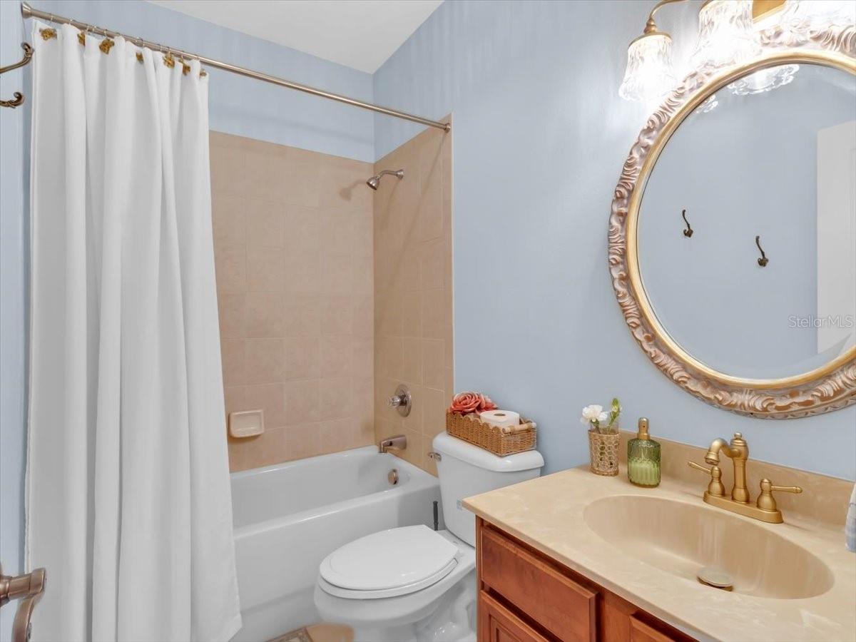 FISHHAWK RANCH TOWNCENTER PHAS - Residential