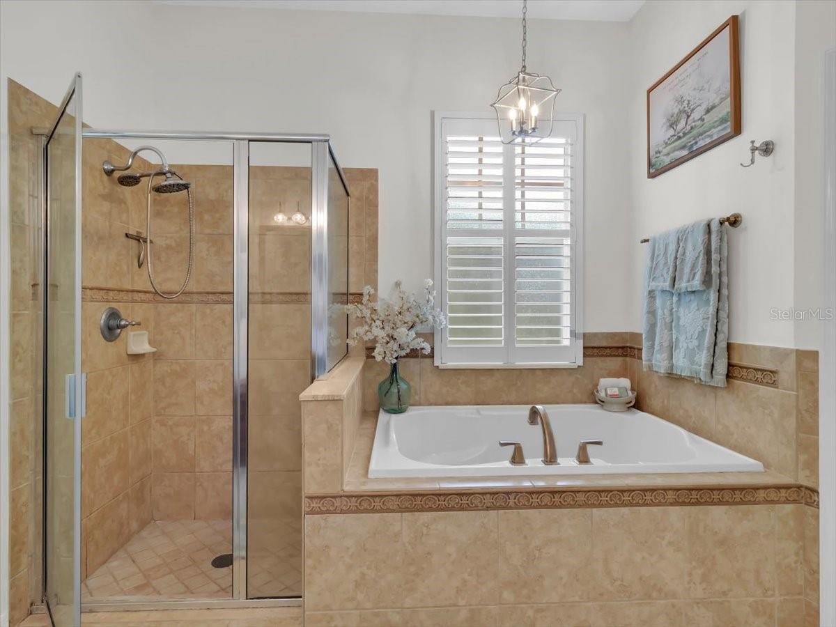 FISHHAWK RANCH TOWNCENTER PHAS - Residential