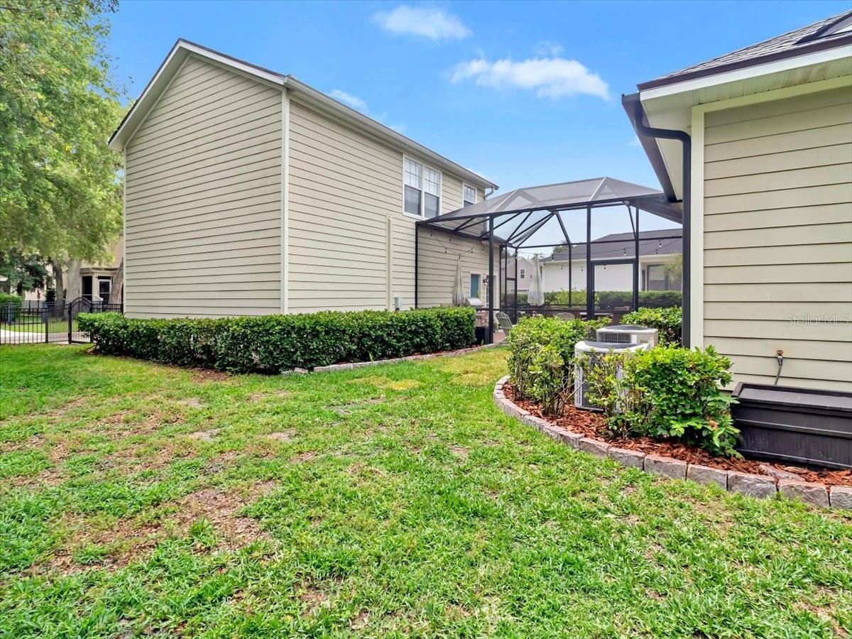 FISHHAWK RANCH TOWNCENTER PHAS - Residential