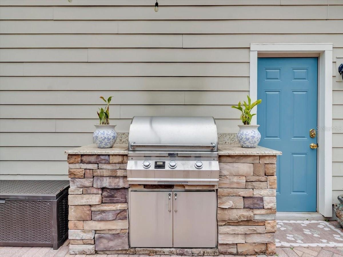 FISHHAWK RANCH TOWNCENTER PHAS - Residential