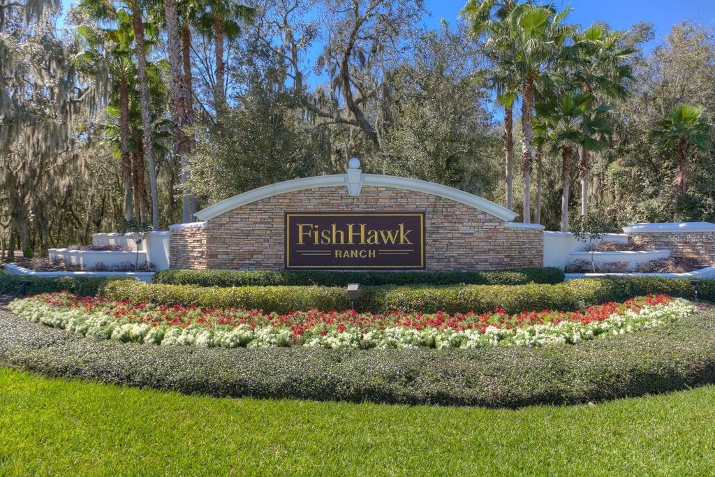 Photo of 16033 Mulberrypark Circle, Lithia, FL 33547 (MLS # L4961908)