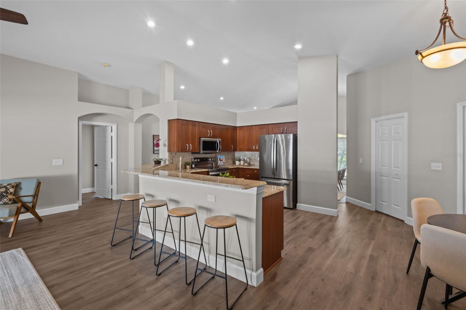 BLOOMINGDALE SEC P Q - Residential