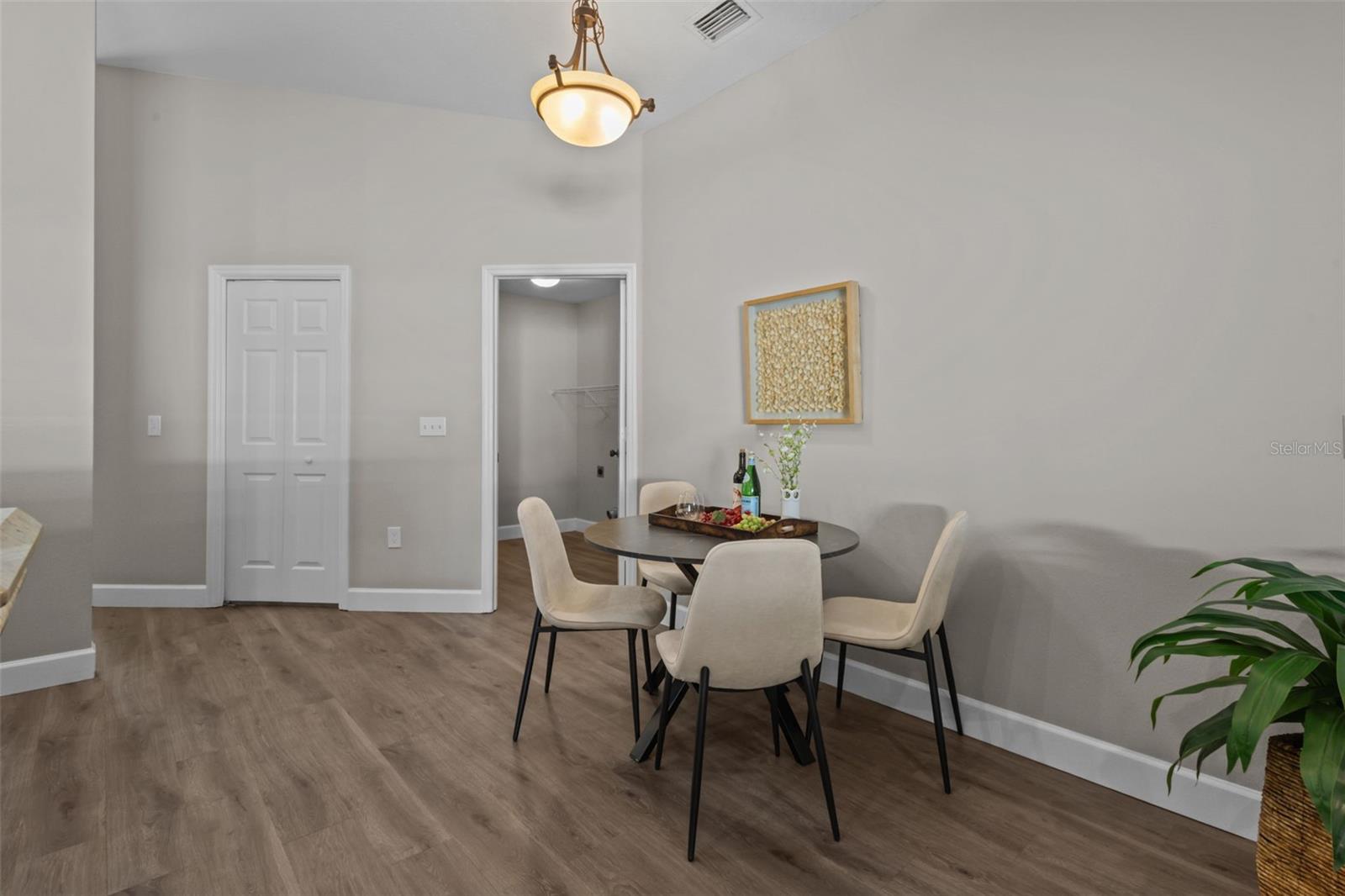 BLOOMINGDALE SEC P Q - Residential