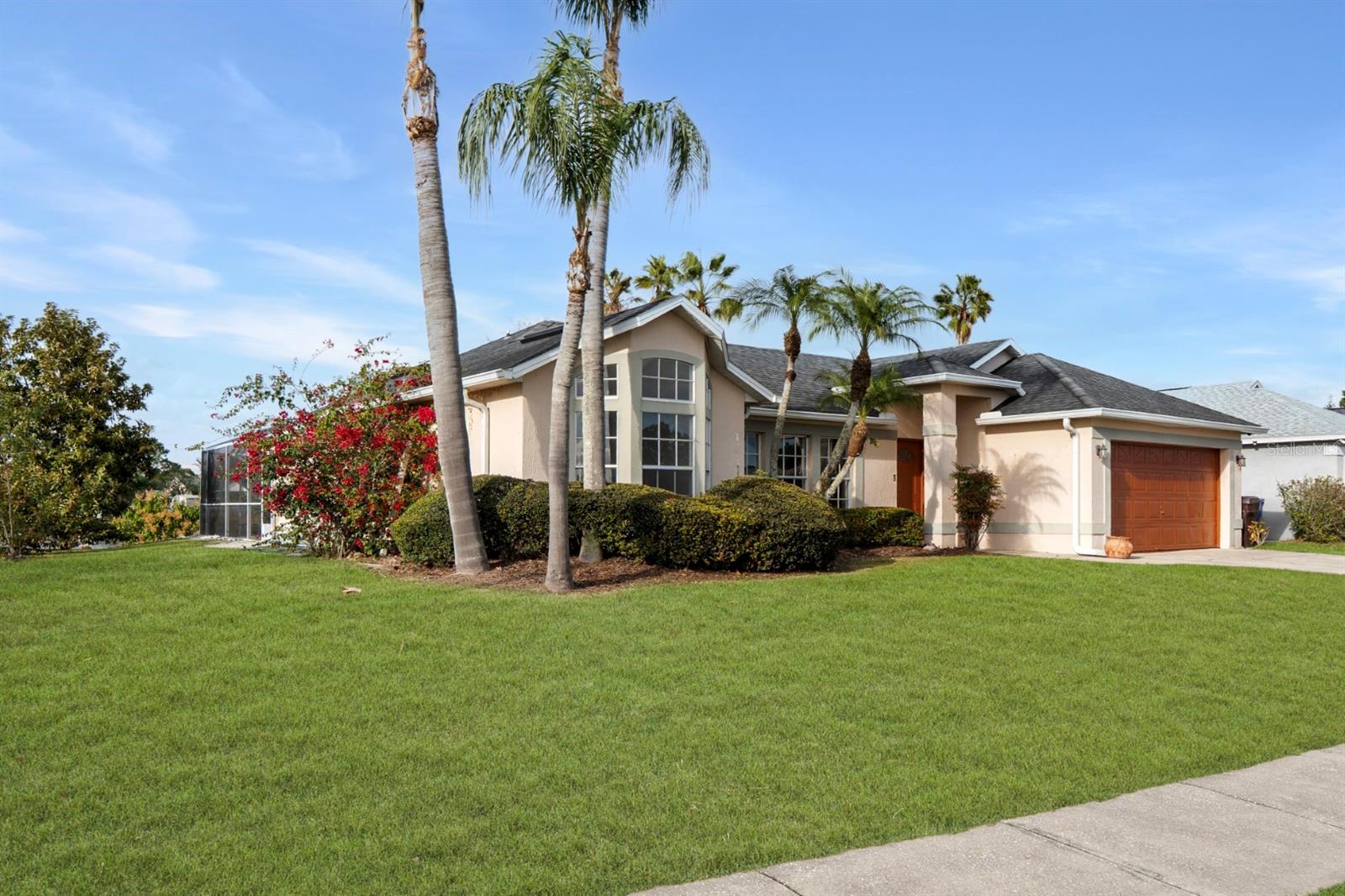 2421 QUEENSWOOD CIRCLE