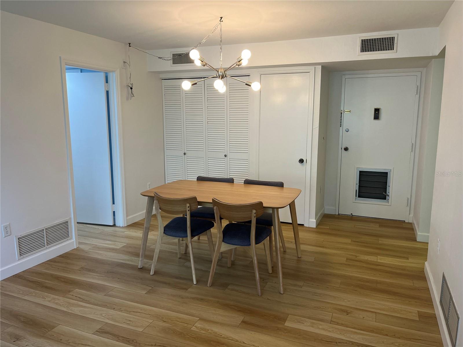 CARDINAL CONDO APTS - Residential Lease