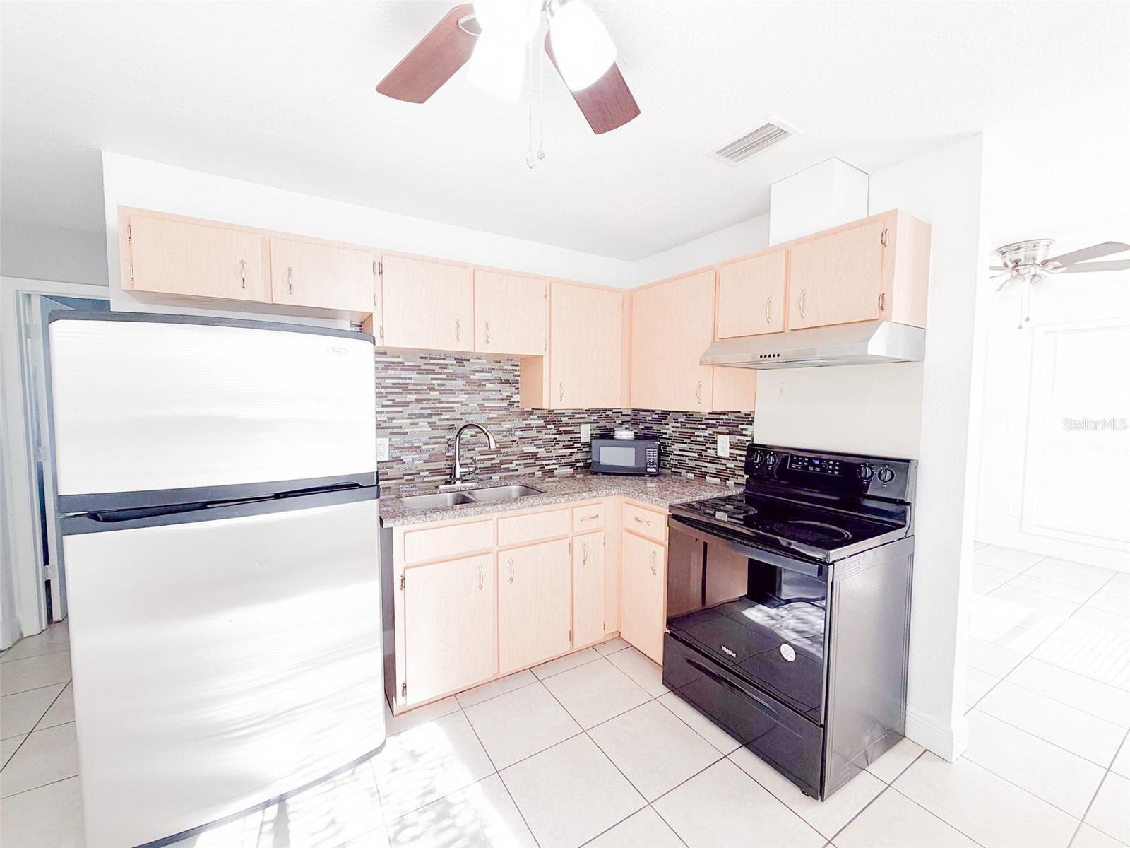 PINEHURST COURT SUB - Residential