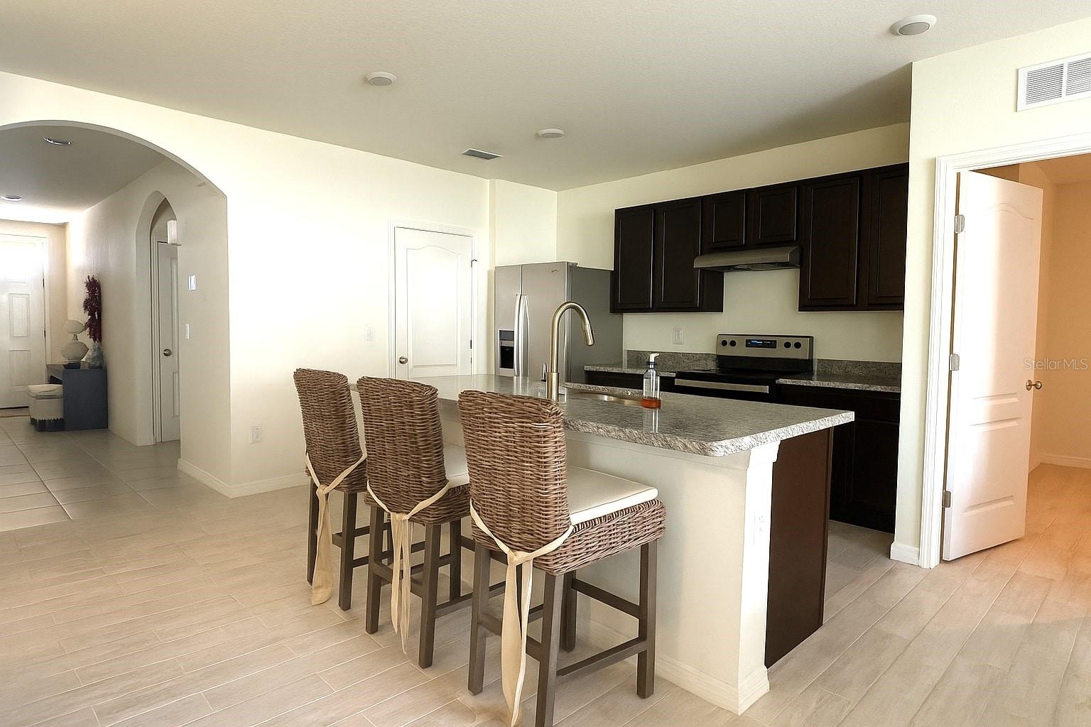 EDEN HILLS - Residential Lease