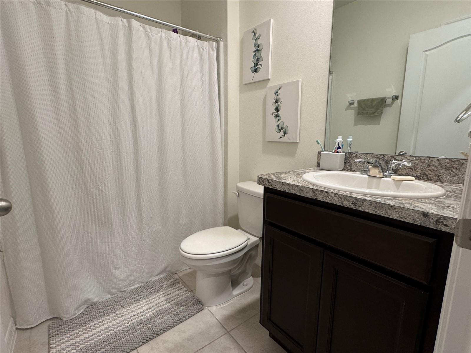 EDEN HILLS - Residential Lease