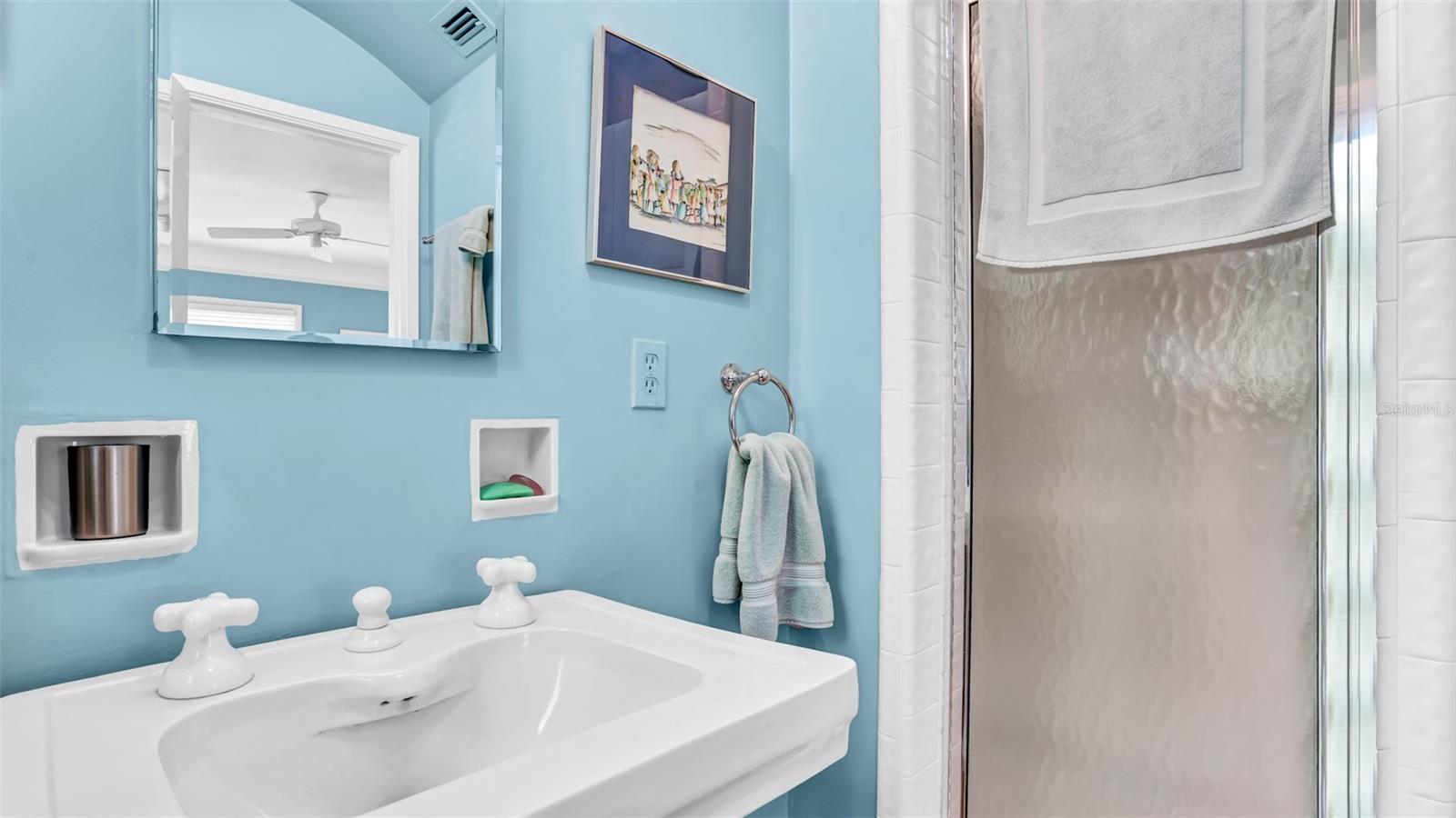 MOUNTAIN LAKE UNREC - Residential