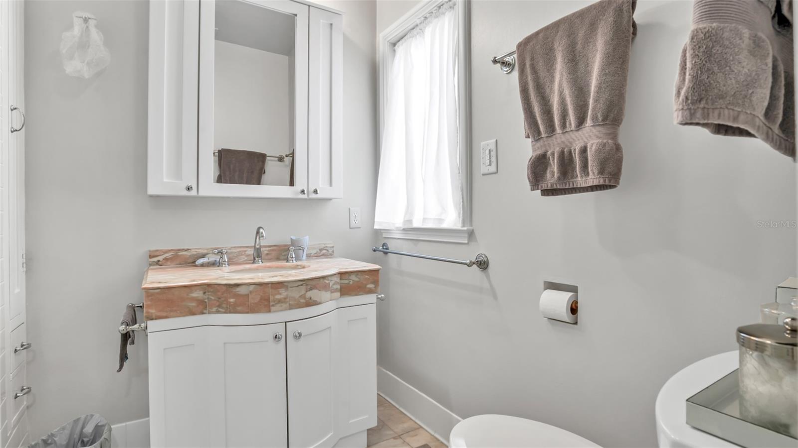 MOUNTAIN LAKE UNREC - Residential