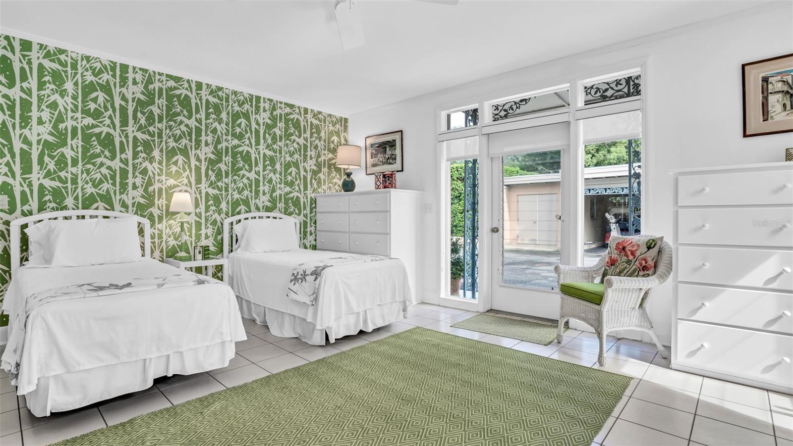 MOUNTAIN LAKE UNREC - Residential