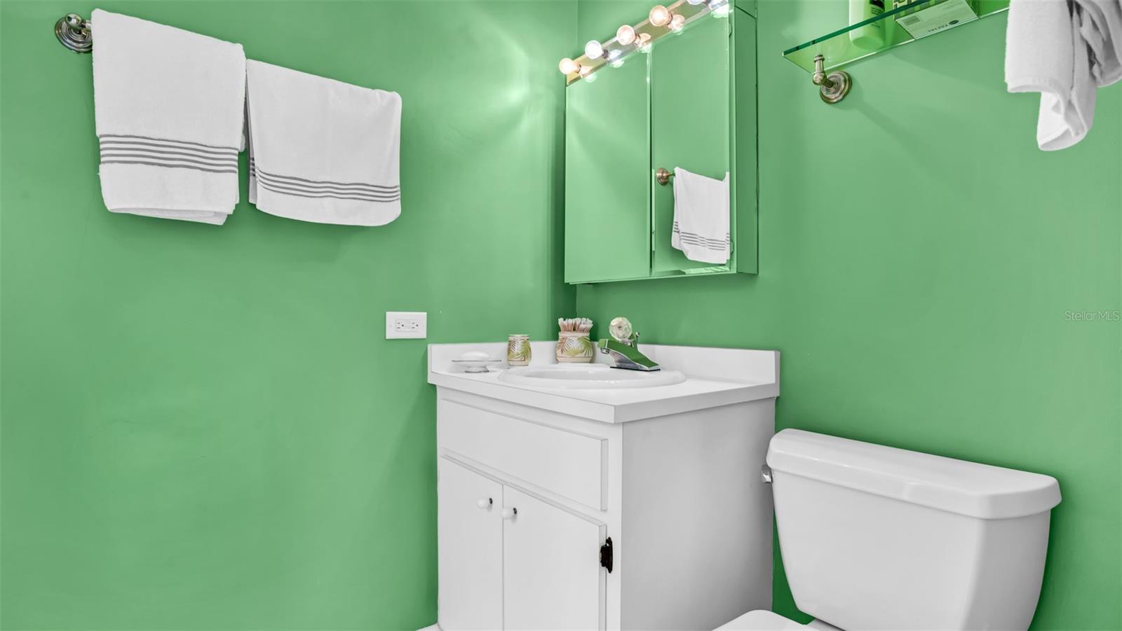 MOUNTAIN LAKE UNREC - Residential