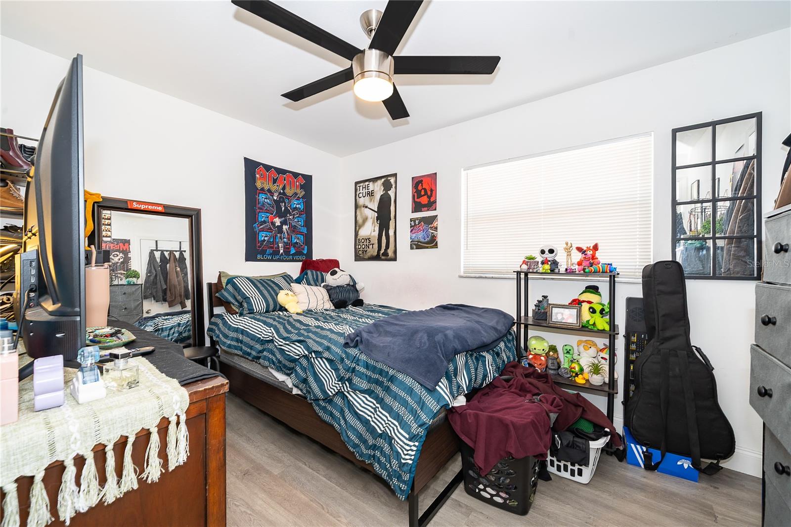 LAKE JEWELL HEIGHTS - Residential