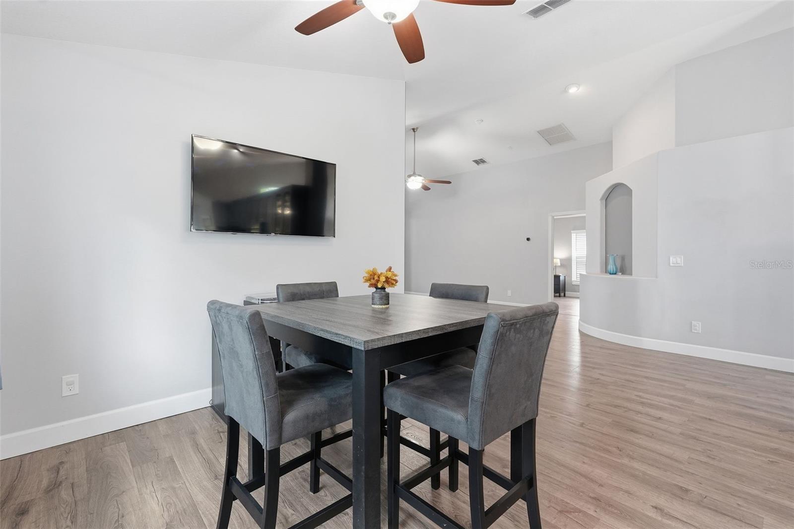 BAY ARBOR - Residential
