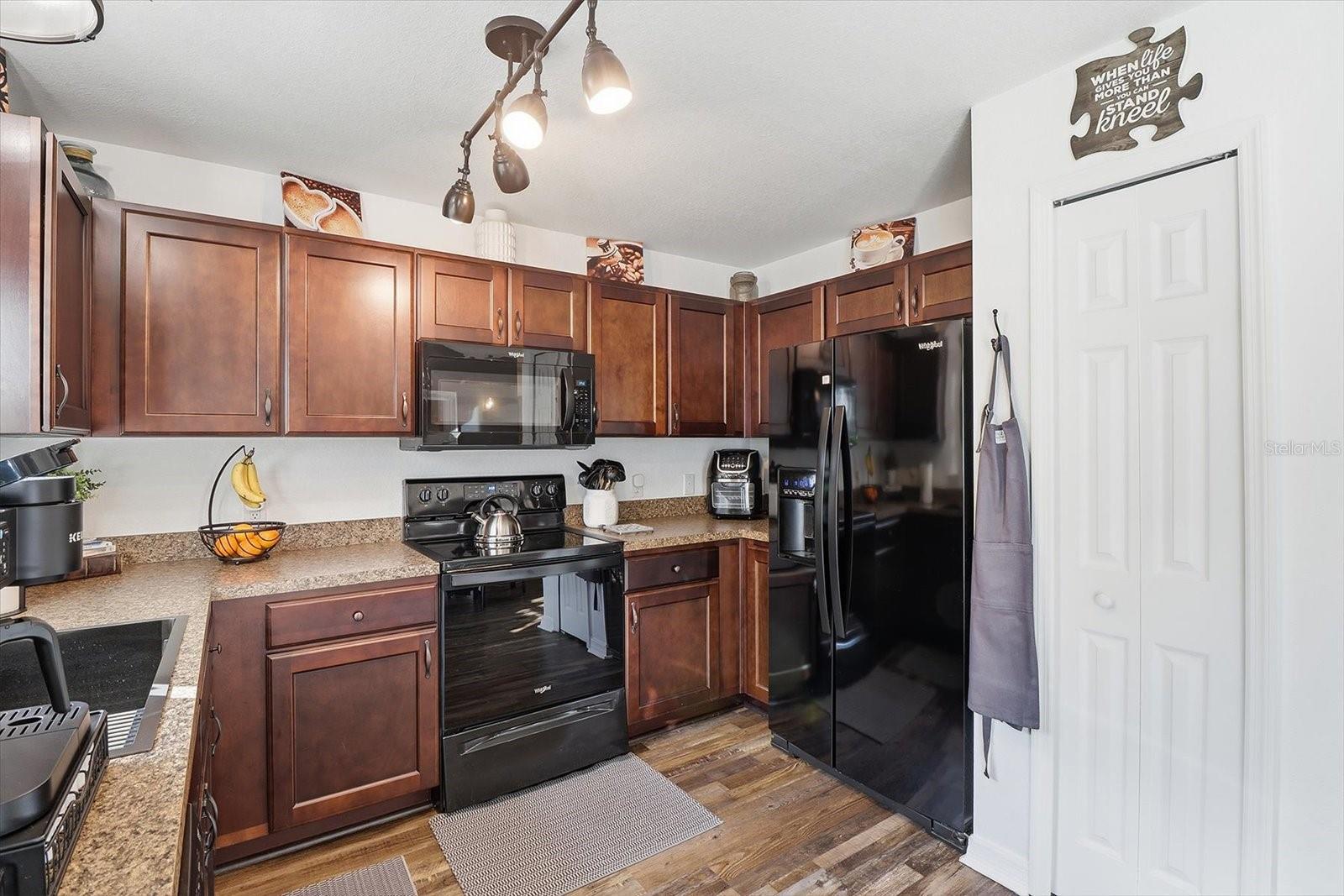 SILVER SPGS SHORES UN #36 - Residential