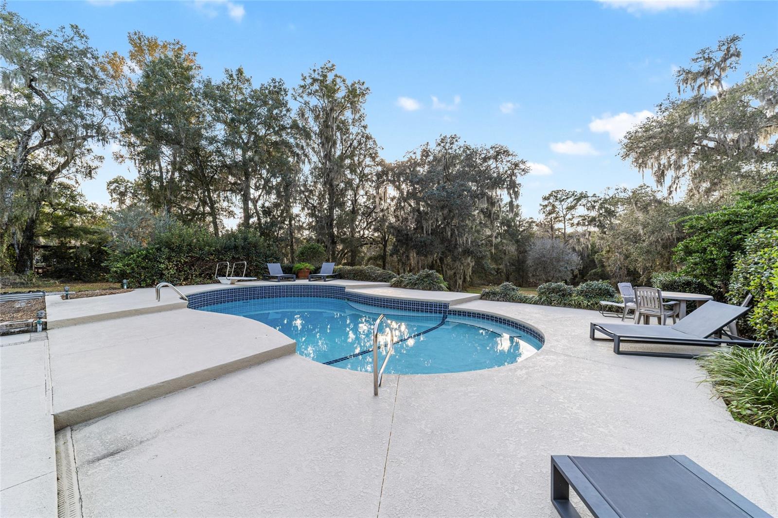 SHADY ROAD RANCHES - Residential