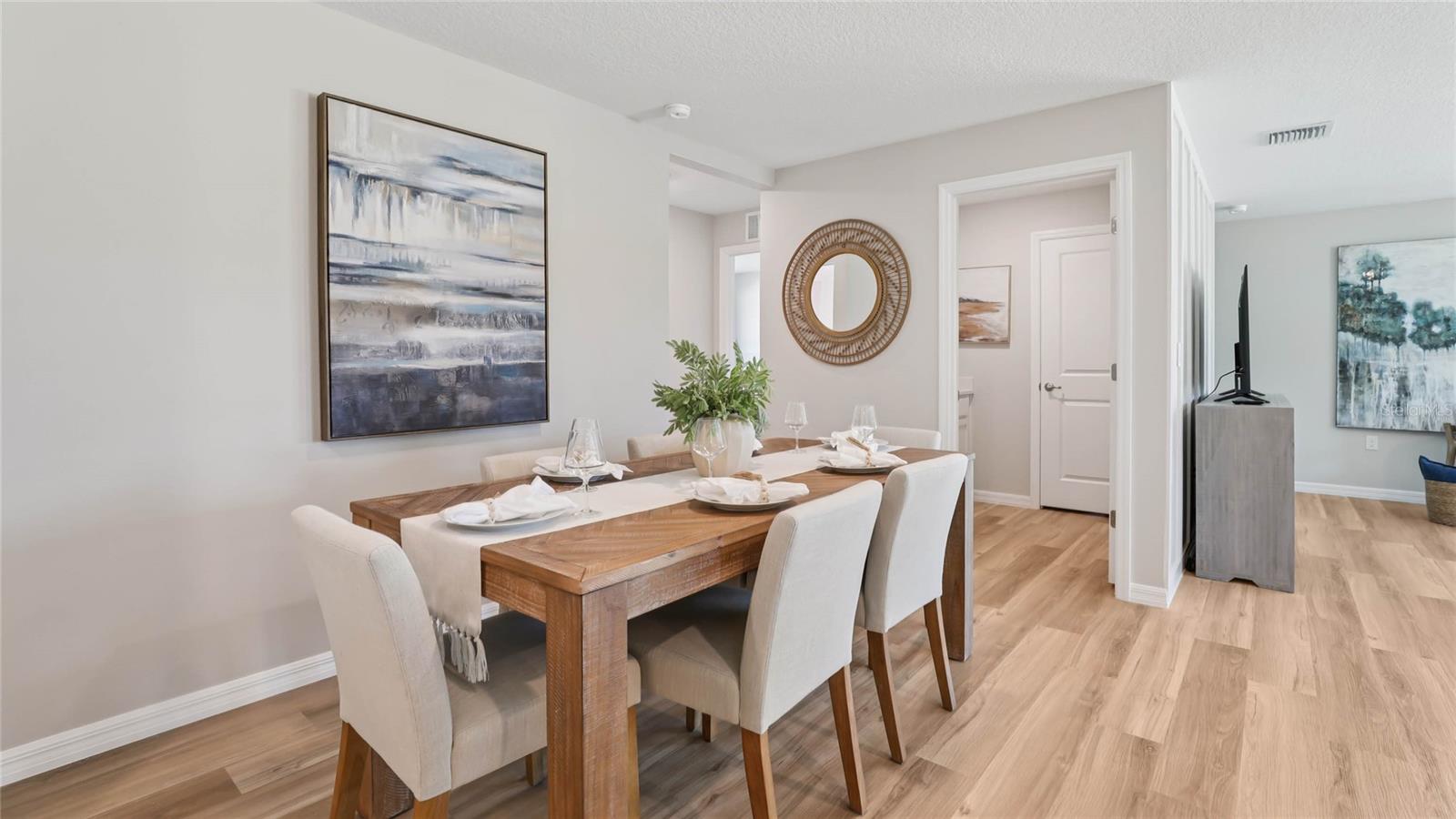 TRIUMPH SOUTH - Residential