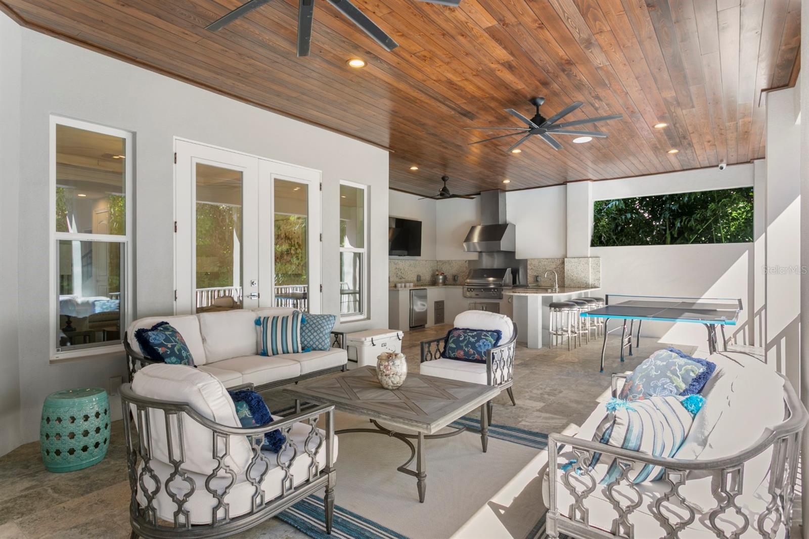 SUNSET PARK - Residential