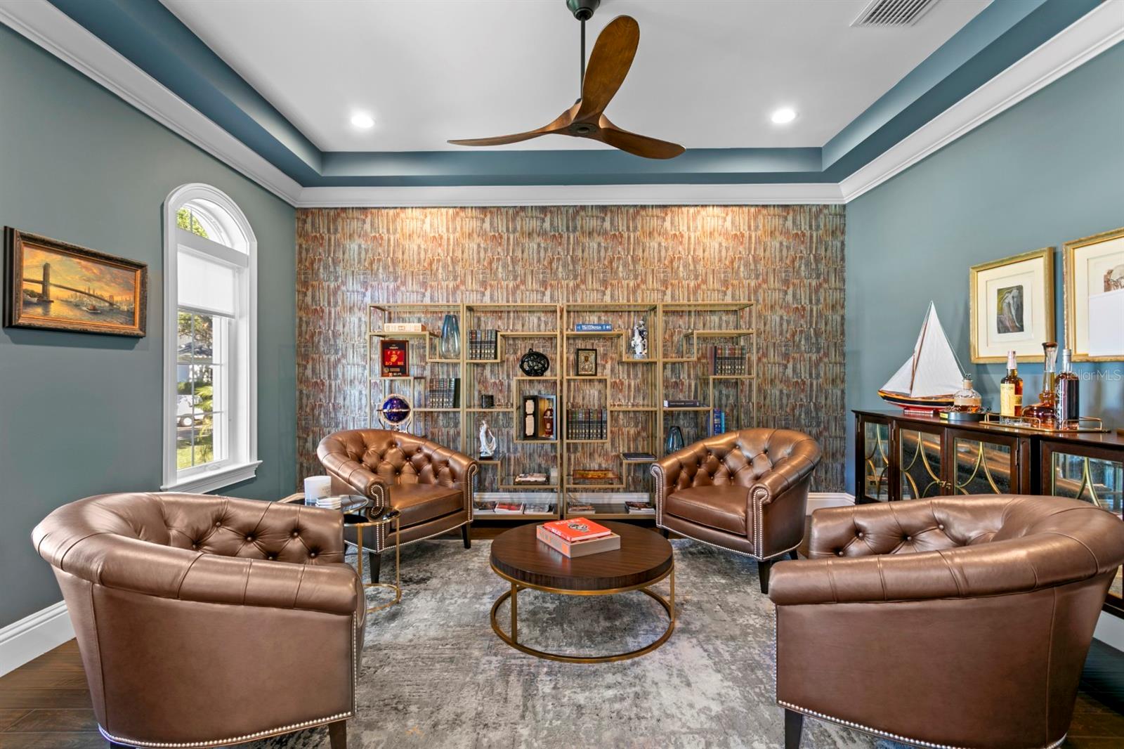 SUNSET PARK - Residential