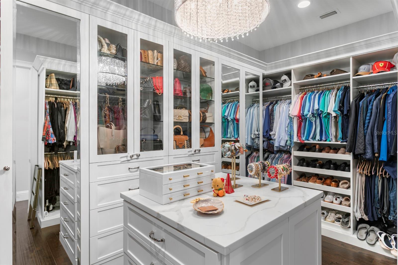 SUNSET PARK - Residential