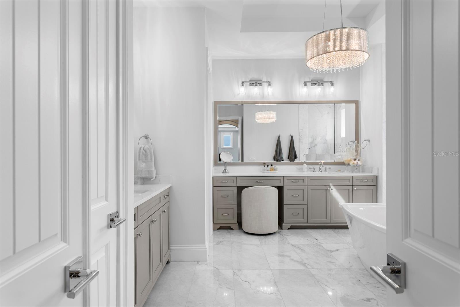 SUNSET PARK - Residential