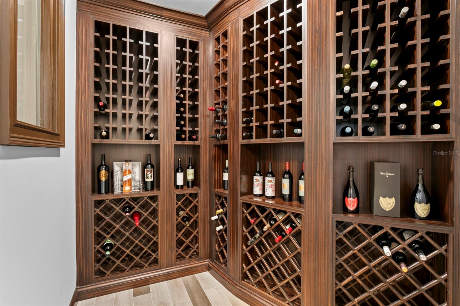 SUNSET PARK - Residential