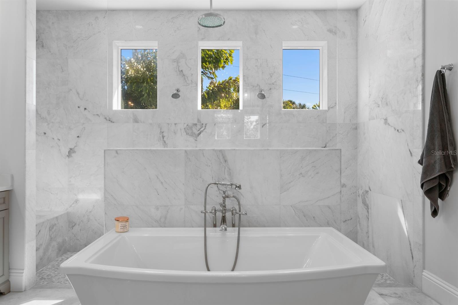 SUNSET PARK - Residential