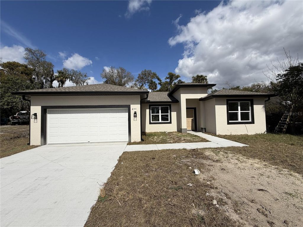 Photo of 221 W Euclid Avenue, Deland, FL 32720 (MLS # V4944347)