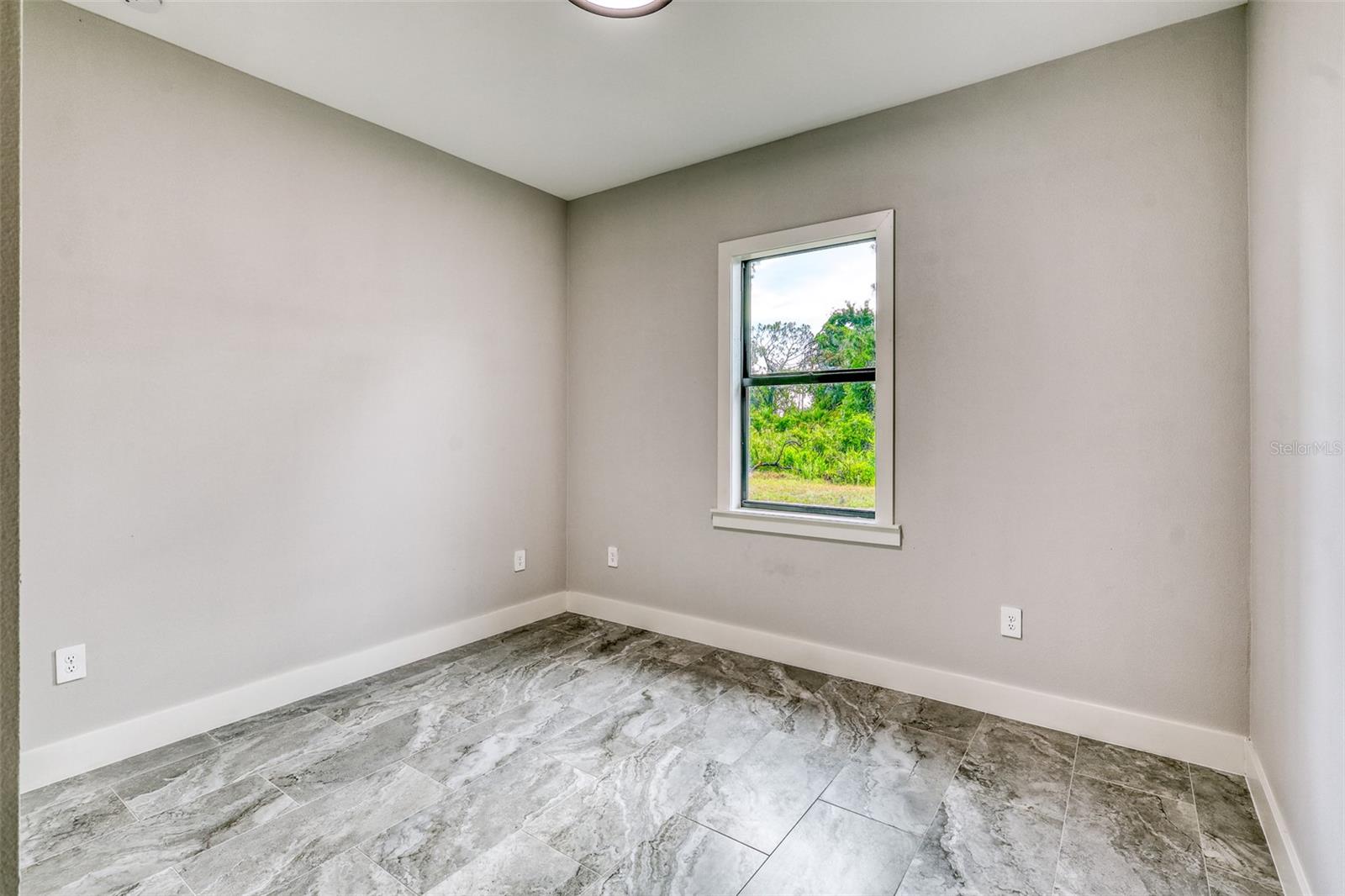 ROTONDA WEST WHITE MARSH - Residential