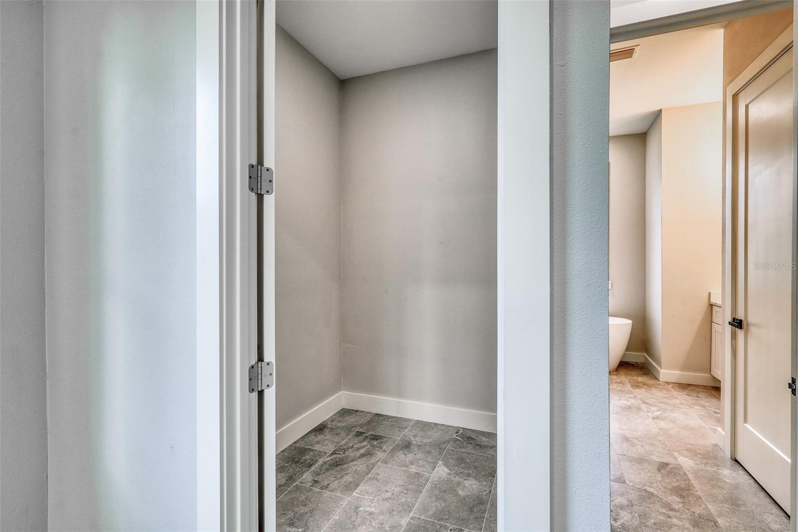 ROTONDA WEST WHITE MARSH - Residential