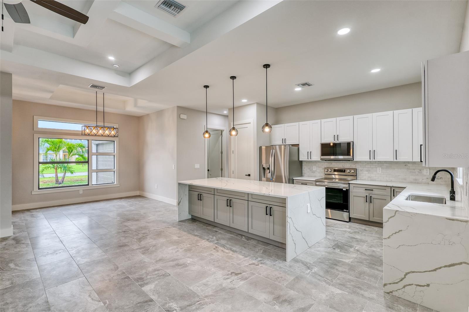 ROTONDA WEST WHITE MARSH - Residential