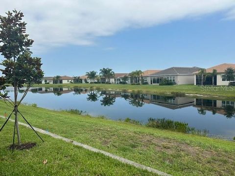 A home in WIMAUMA