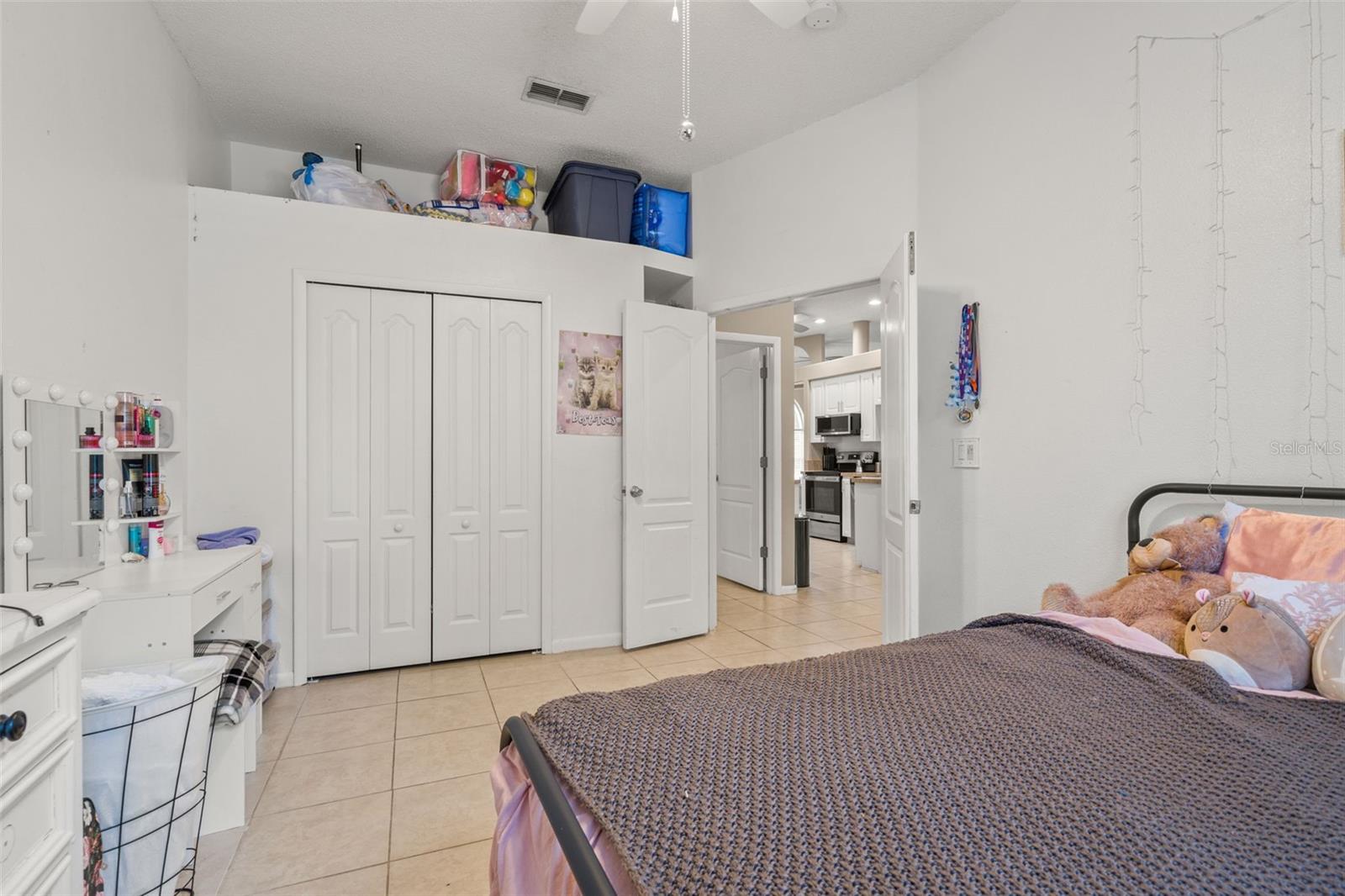 ROYAL HIGHLANDS - Residential