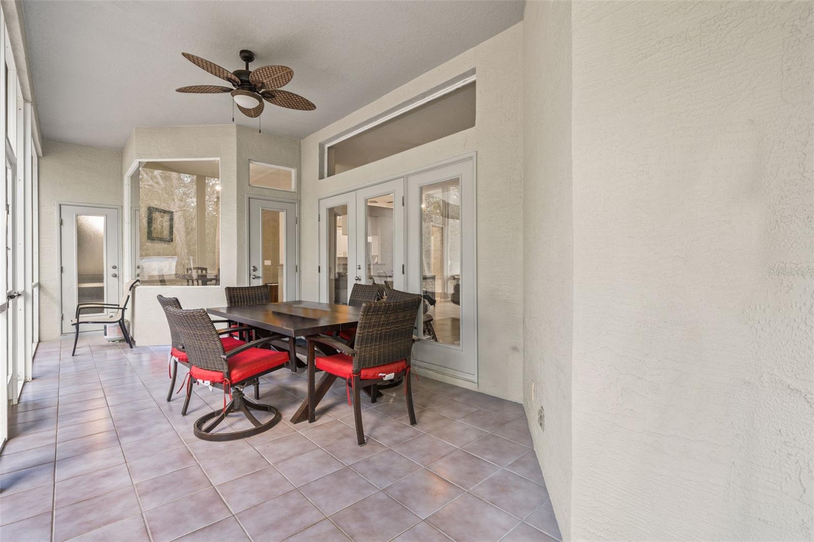 ROYAL HIGHLANDS - Residential