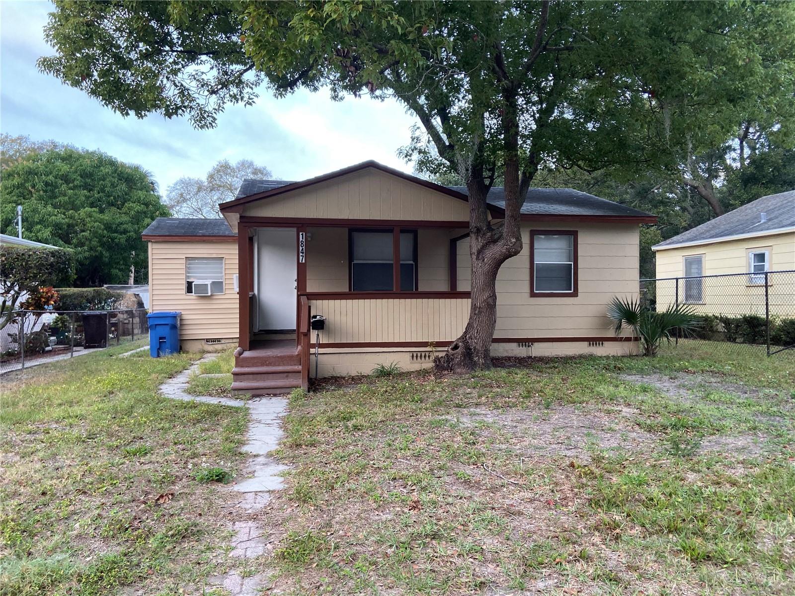 Centrally located in St Petersburg FL, close to 275. This 3 bedroom, 1 bathroom house has just been fully renovated including a new kitchen, bathroom, flooring, paint, AC units, and roof! Separate Washer and Dryer room. Nice front porch and large yard with private driveway big enough for two cars. The tenant maintains the lawn. Auburn St. city park just a couple minutes walk for some outdoor fun! 2 new window AC units will be installed. Parking in the alley.
Move in special - 1/2 off 1st months rent with approved application and deposit, move in date 10/1 or before