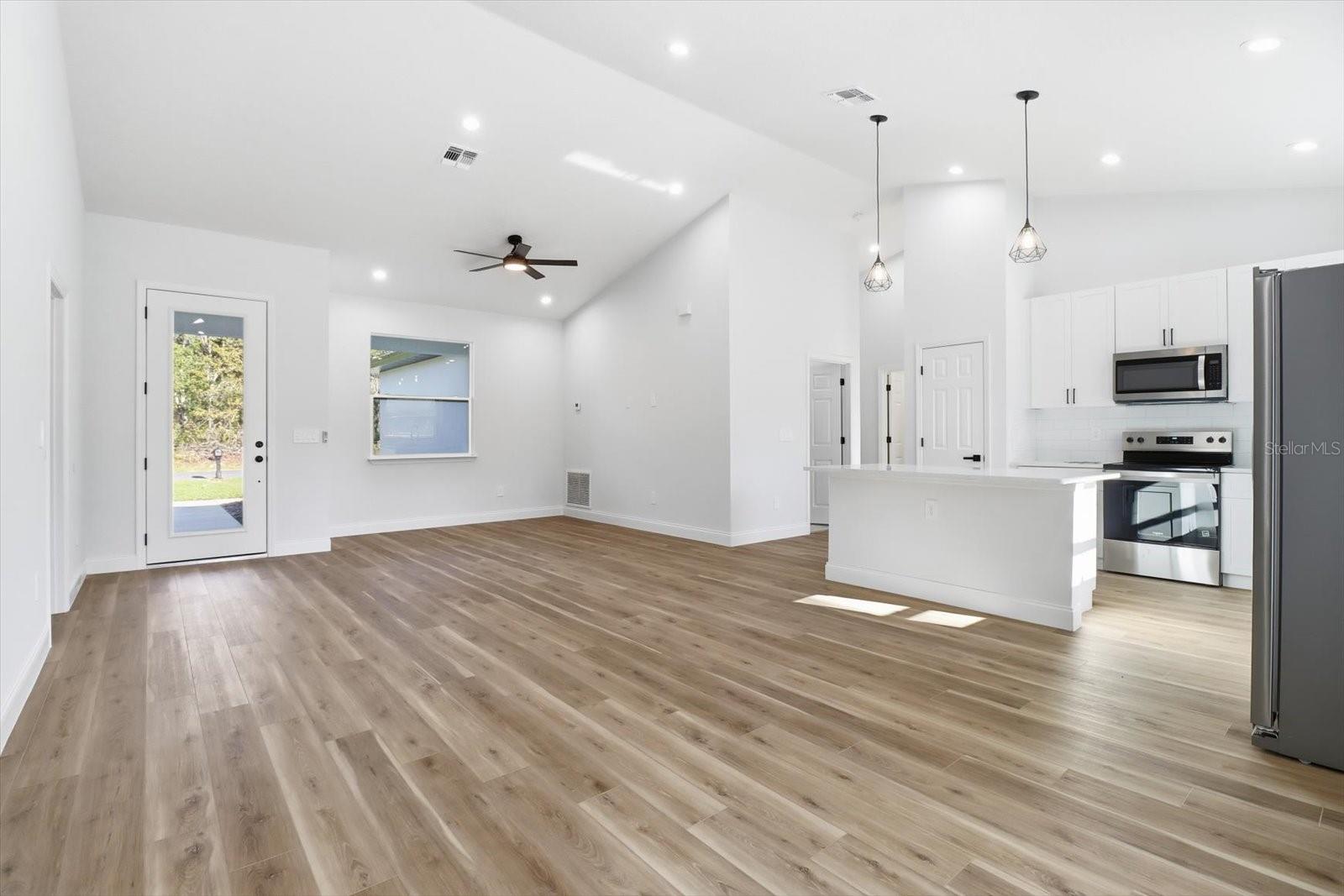 MARION OAKS UN 09 - Residential