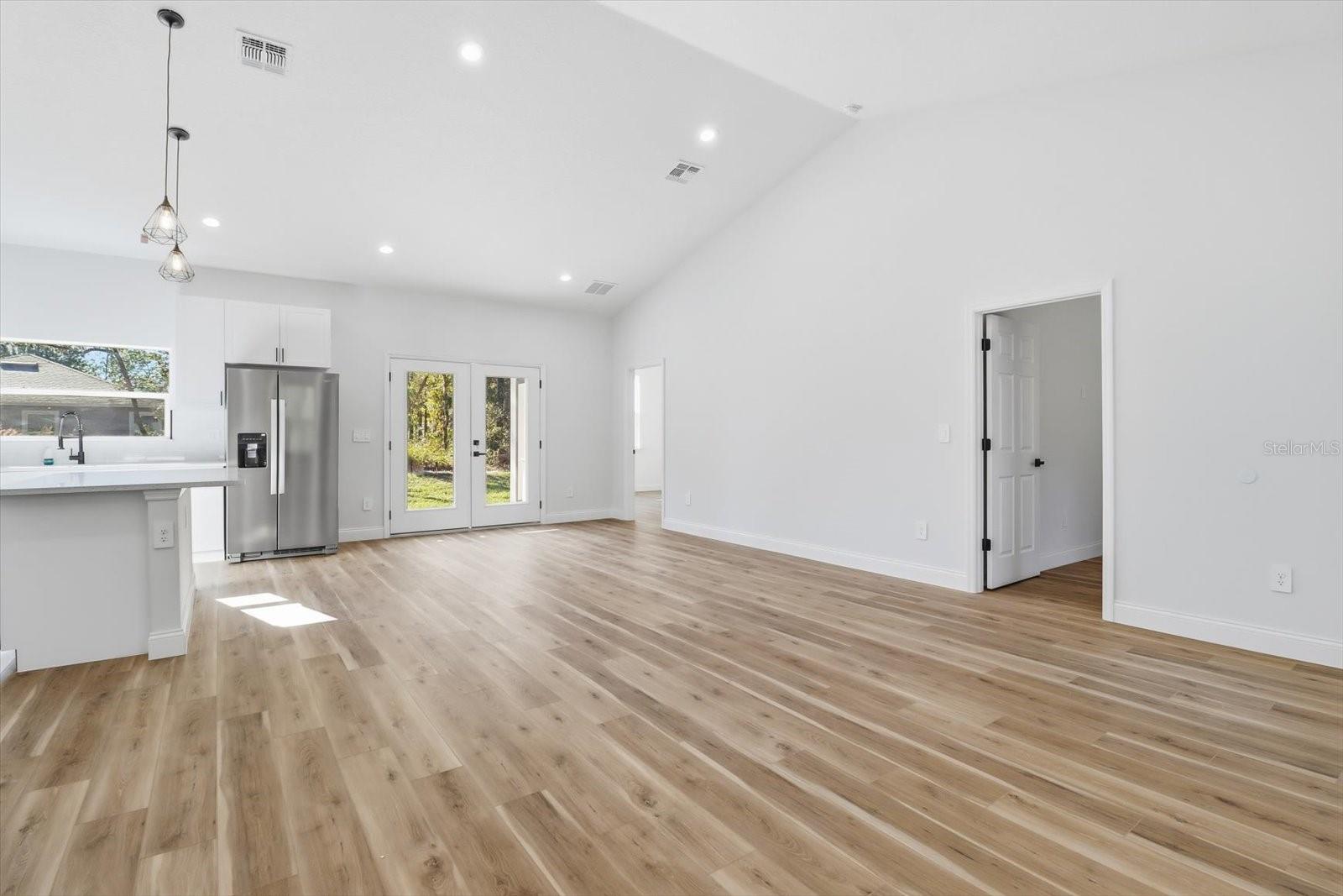 MARION OAKS UN 09 - Residential