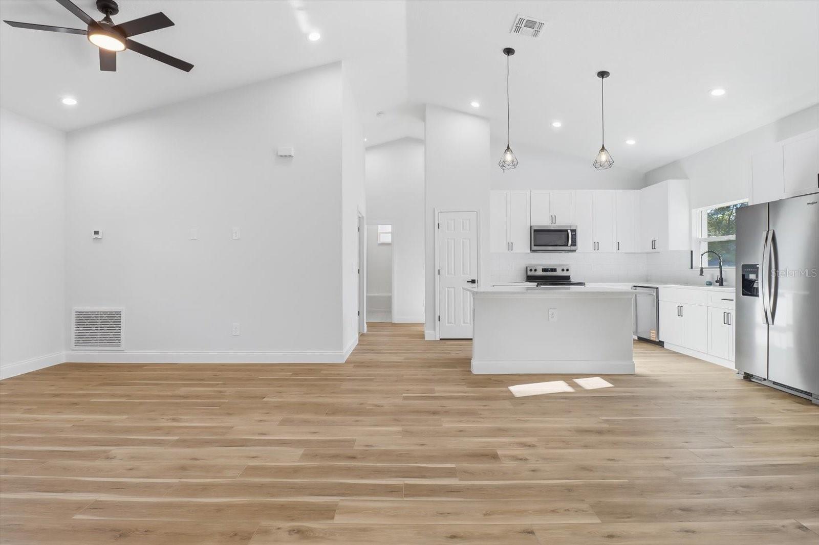 MARION OAKS UN 09 - Residential