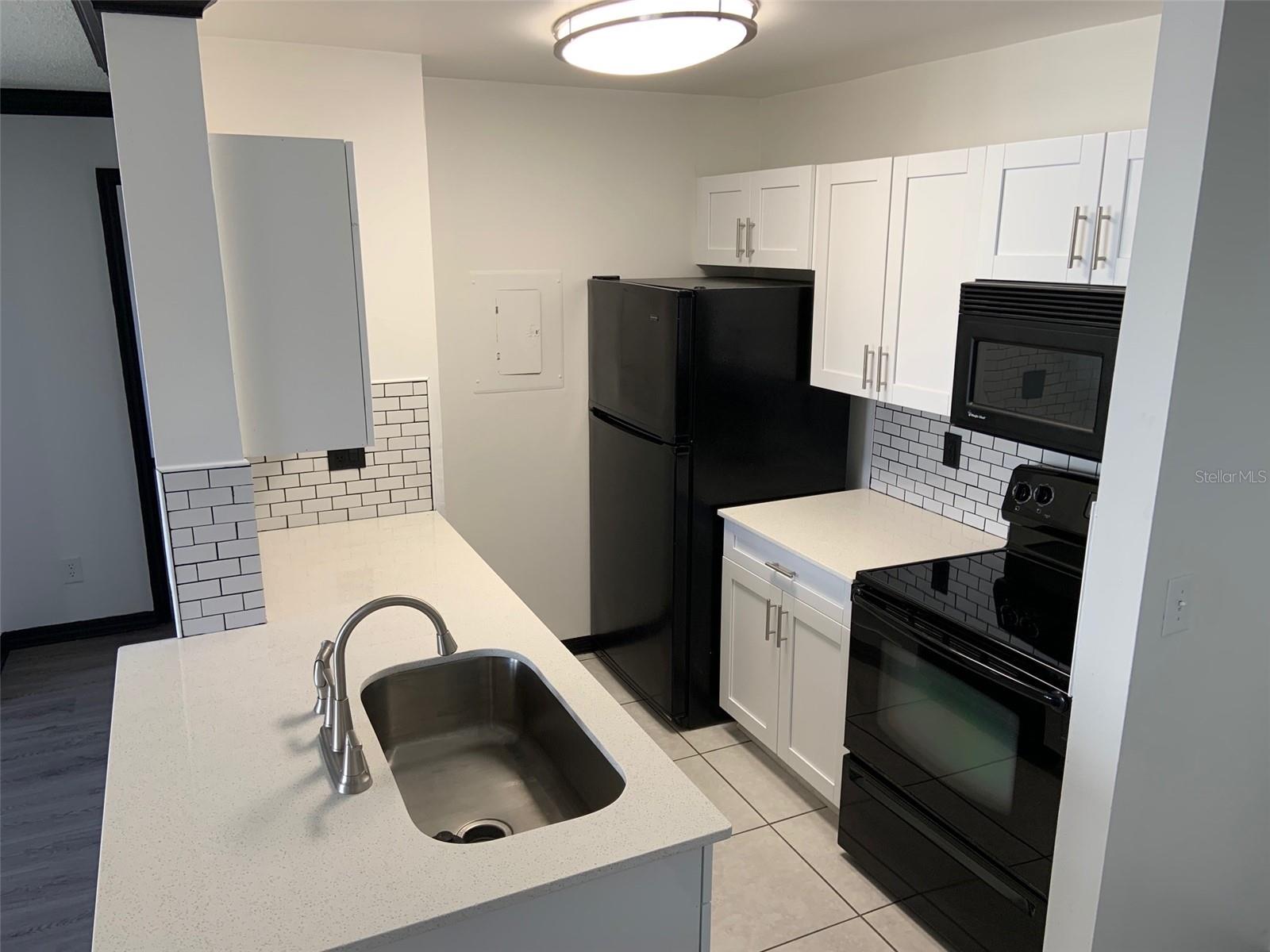 CENTRAL PARK METROWEST CONDO - Residential Lease