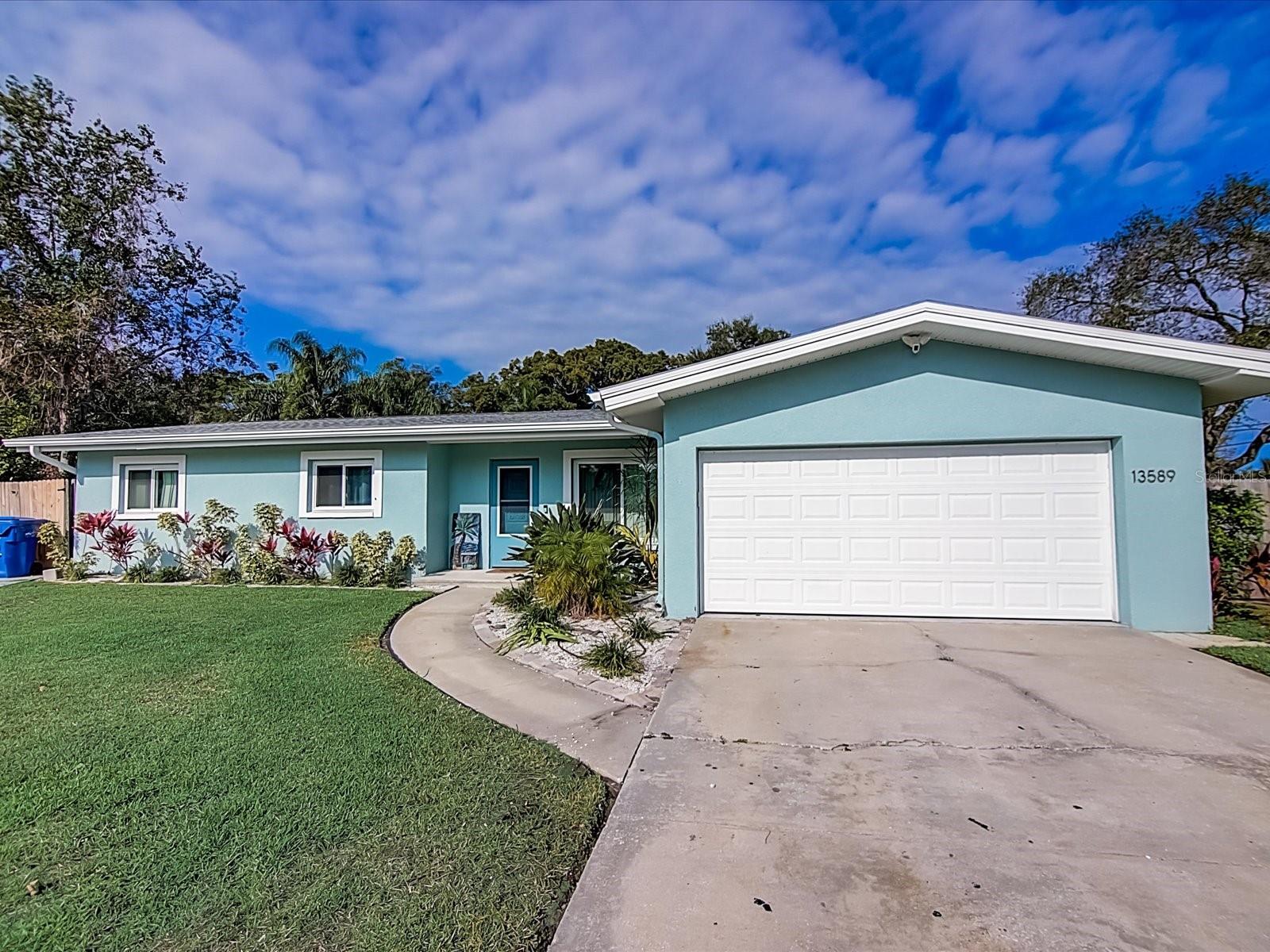 13589 CROFT DRIVE S