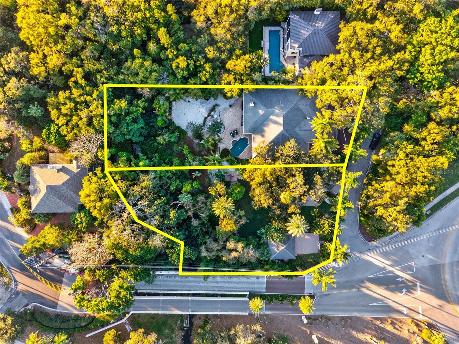 GATEHOUSE WOODS - Residential