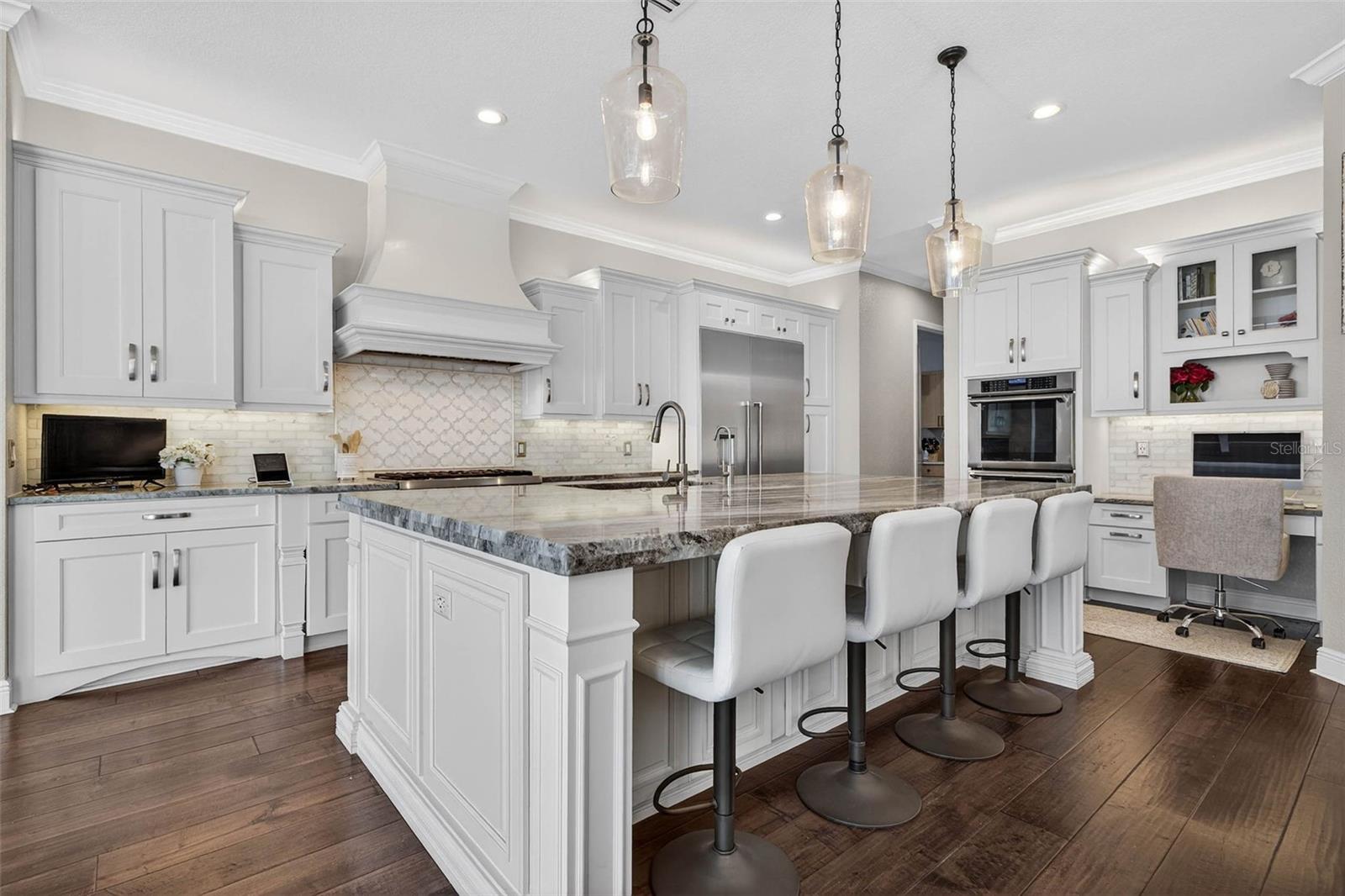 GATEHOUSE WOODS - Residential