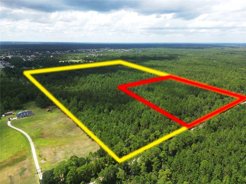 Photo of 2220 Old Train Road, Deltona, FL 32738 (MLS # O6437559)