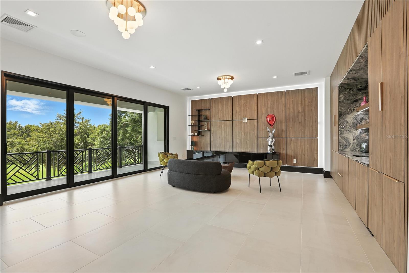 ISLEWORTH - Residential